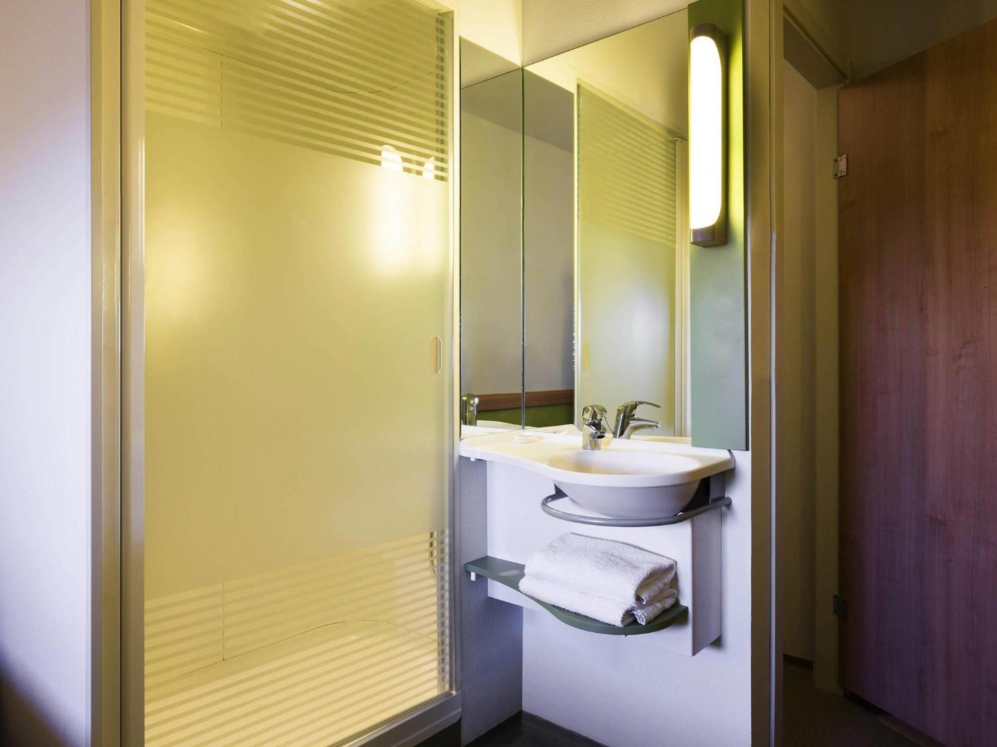 Ibis Budget Sevilla Aeropuerto, Seville